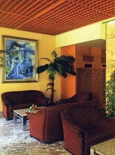 Hotell Ponte 3*